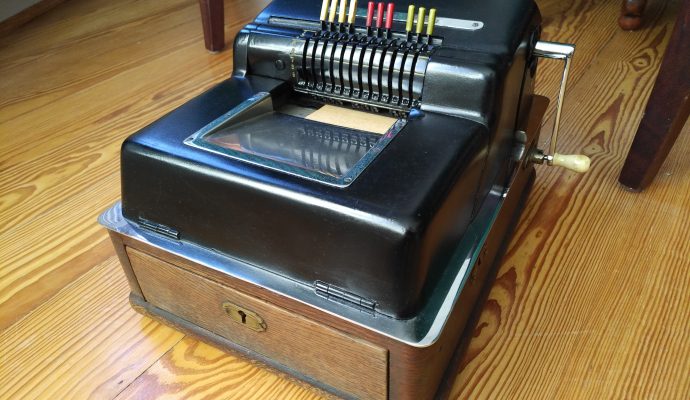 Sehr frühe Hannovera-Kasse, ca. 1927